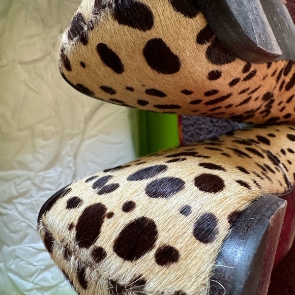 Beautiful Tory Burch Cheetah Print Ballet Patent Calf Print Loafer - Picture 7 of 11